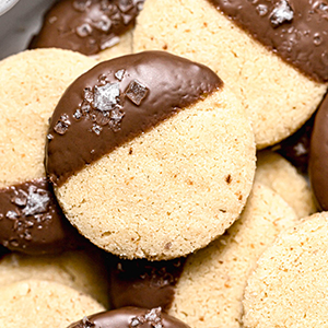 CHOCOLATE DIPPED BROWN BUTTER SHORTBREAD COOKIES